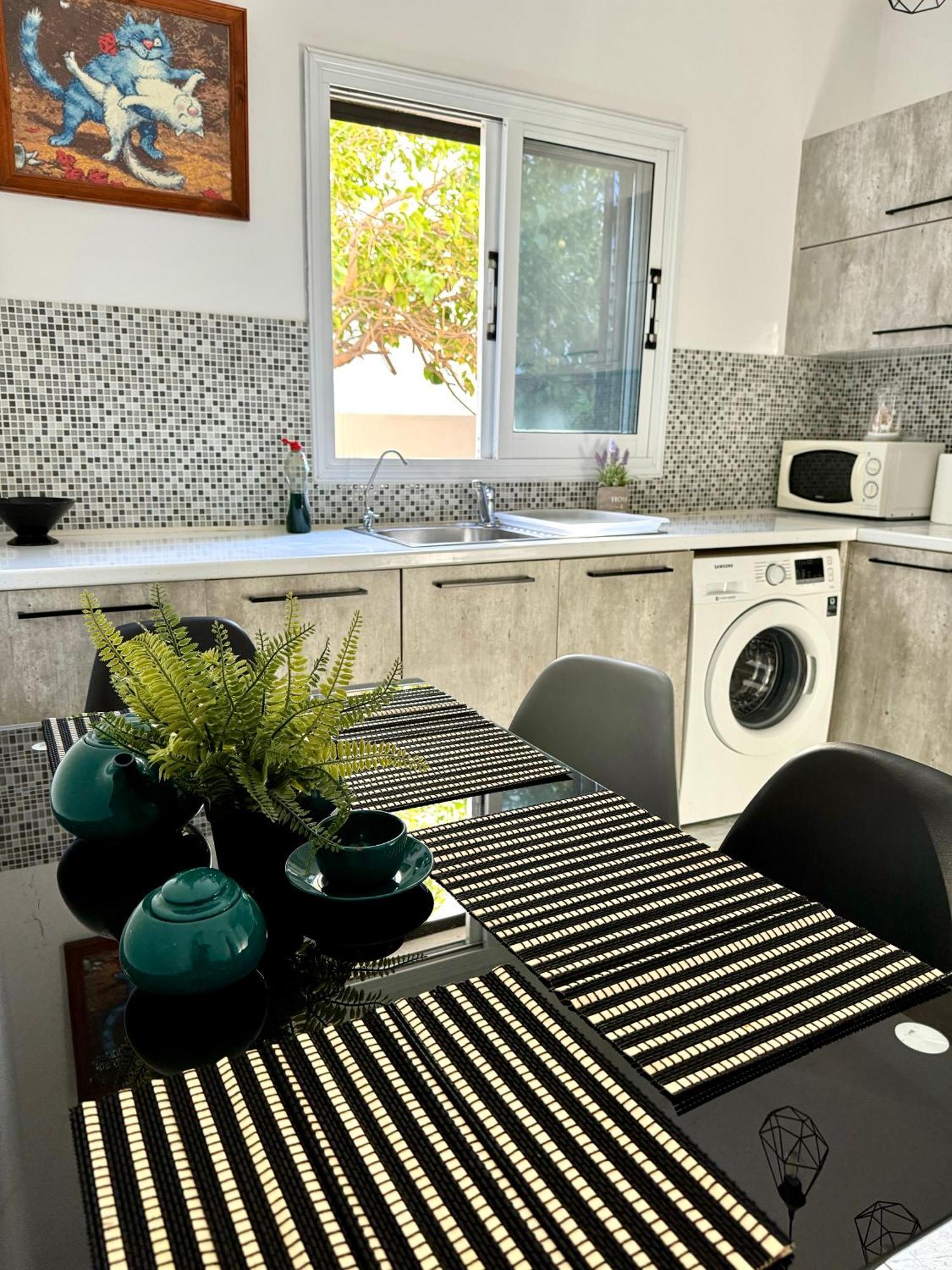 Ferienwohnung Dub House Paphos Exterior foto
